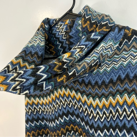 Ariella Blue Zig Zag Chevron Cowl Neck Lace Up Pullover Sweater Size Large - Picture 10 of 11